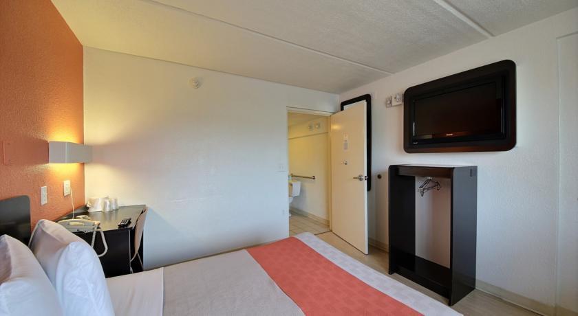 Отель Motel 6 South Padre Island
