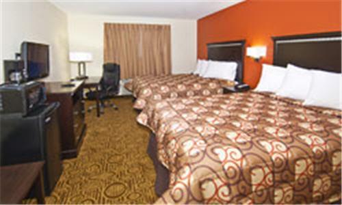 Отель Regency Inn & Suites
