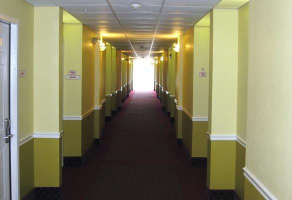 Отель Crystal Suites