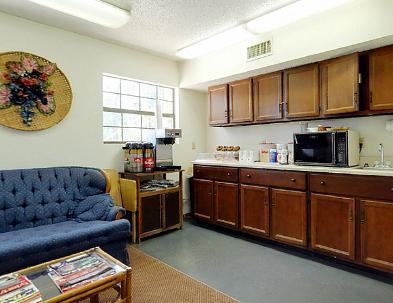 Отель Americas Best Value Inn Winona Tyler