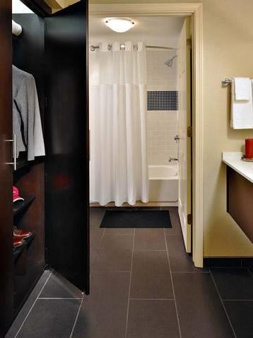 Отель Staybridge Suites Tyler University Area