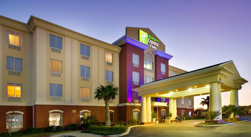 Отель Holiday Inn Express Uvalde