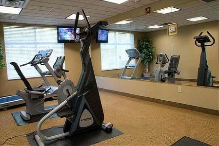 Отель Country Inn & Suites Chesapeake