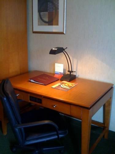 Отель Ramada Inn Harrisonburg