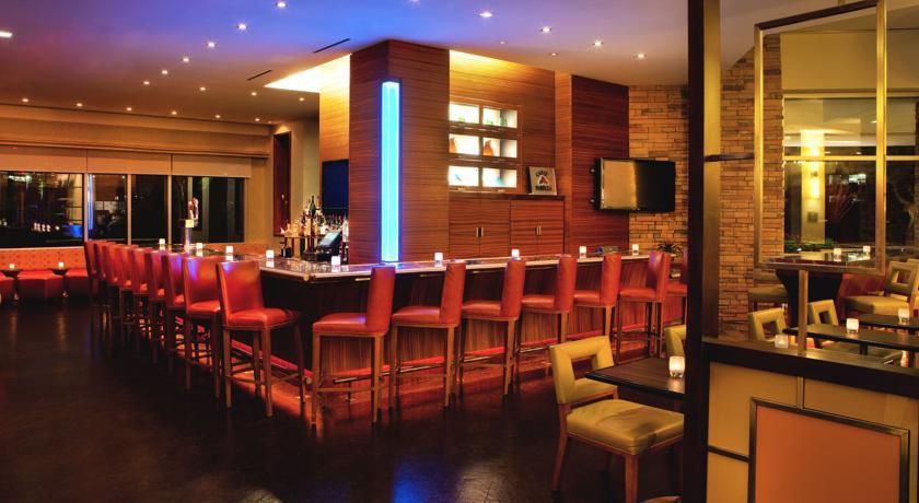 Отель Westin Washington Dulles Airport