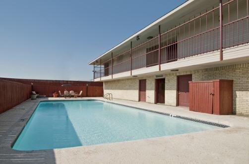 Отель Americas Best Value Inn-Midlothian