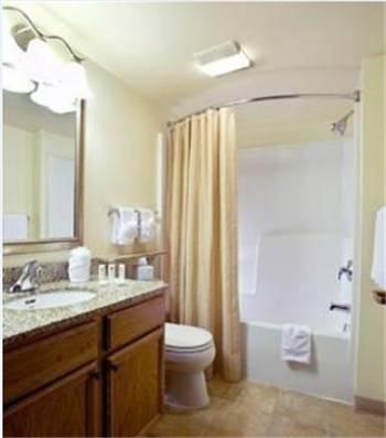 Отель TownePlace Suites Suffolk Chesapeake