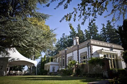 Гостевой дом Lairmont Manor