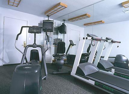 Отель Poulsbo Inn & Suites