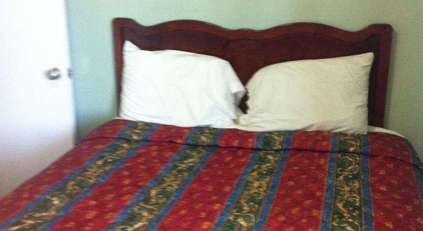 La Hacienda Motel