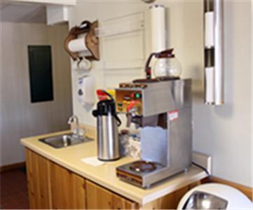 Отель Northwoods Inn & Suites