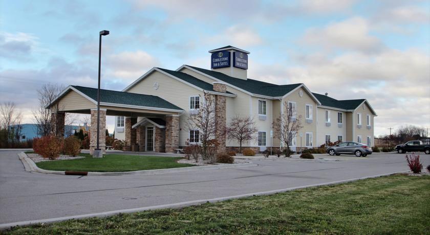 Отель Cobblestone Inn & Suites Oshkosh
