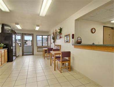 Отель Americas Best Value Inn Rhinelander
