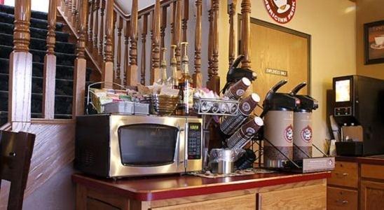 Отель AmericInn Lodge & Suites Sturgeon Bay