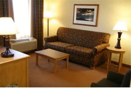 Отель Hampton Inn & Suites Riverton