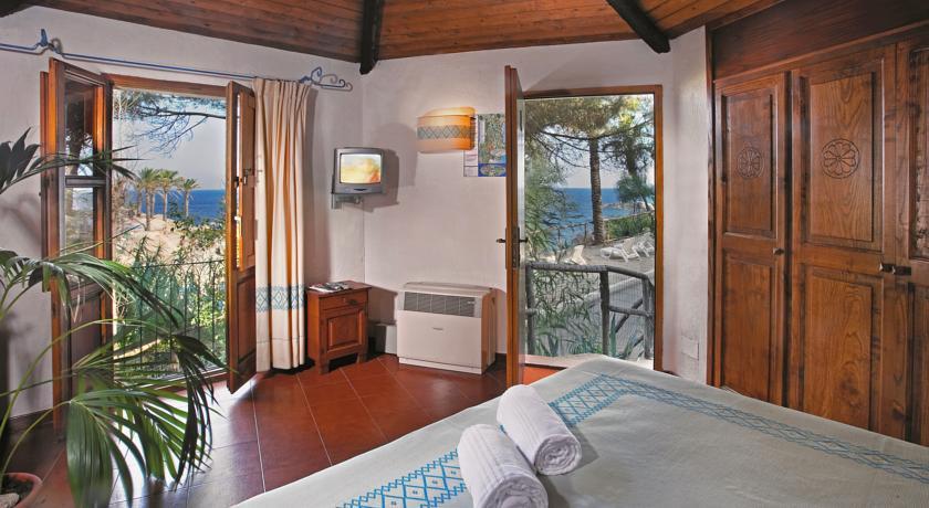 Отель Arbatax Park Resort Le Dune