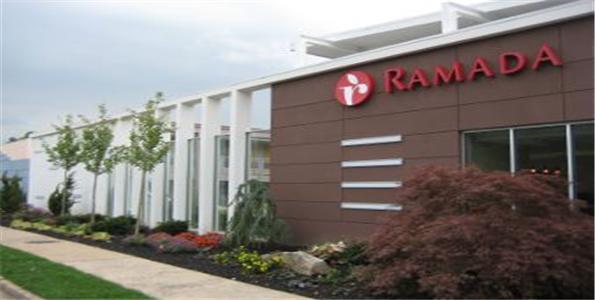 Отель Ramada Inn & Suites of Rockville Centre