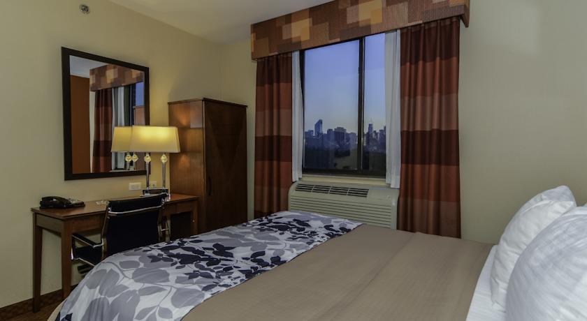 Howard Johnson Inn Long Island City