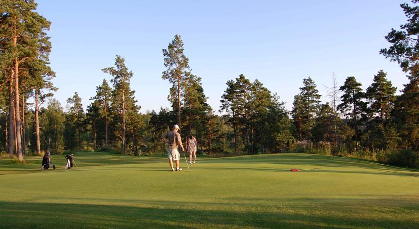 Апартаменты Bjärkas Golf