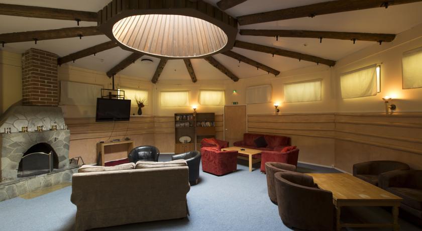 Отель Davvi Arctic Lodge