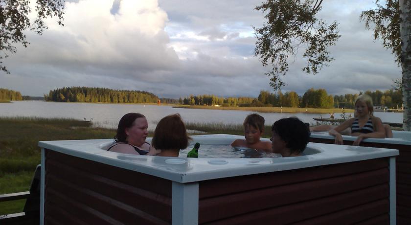 Отель Haapasaaren Lomakylä