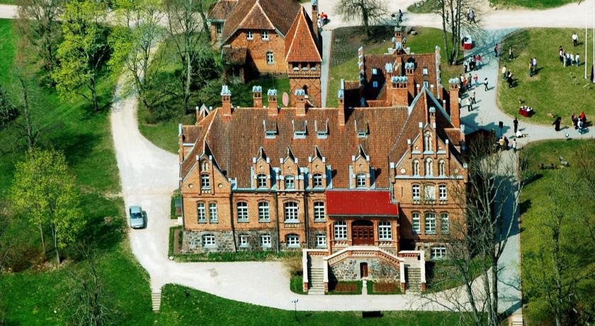Отель Jaunmoku Palace Hotel