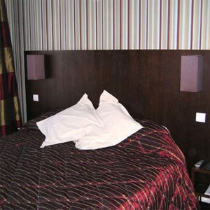 Отель Le Grand Hotel Tours