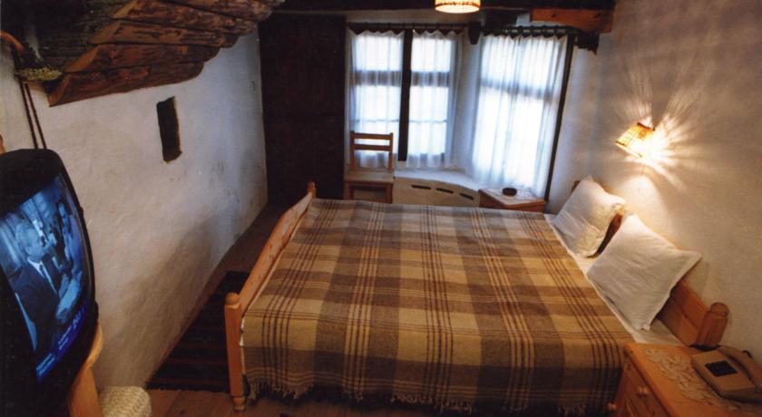 Отель Leshten Eco Villas