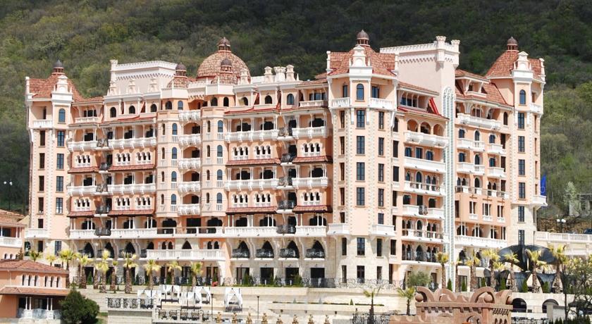 Отель Royal Castle Design & Spa Hotel