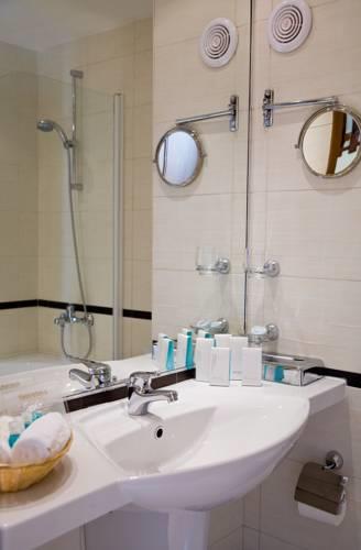 Отель Hotel Yastrebets Wellness & Spa