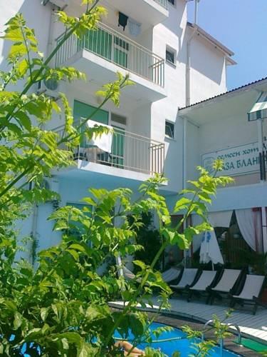 Отель Hotel Caza Blanca