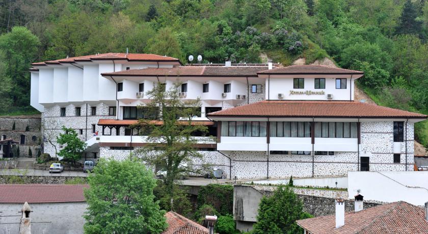 Отель Hotel Melnik