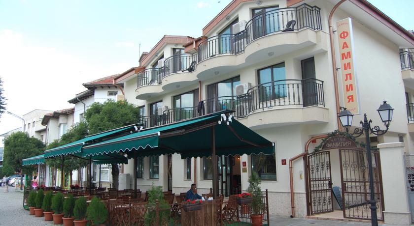 Отель Family Hotel Familia