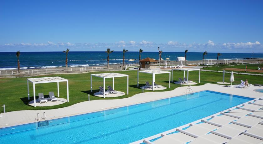 Отель Aphrodite Beachfront Resort