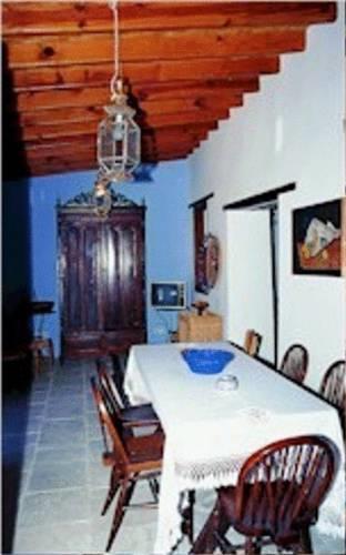 Отель Avli Traditional Houses