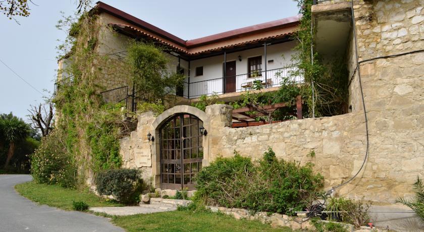 Отель Vasilias Nikoklis Inn