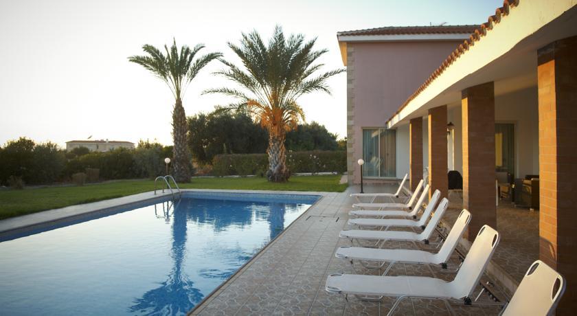 Вилла Amalthia Villas