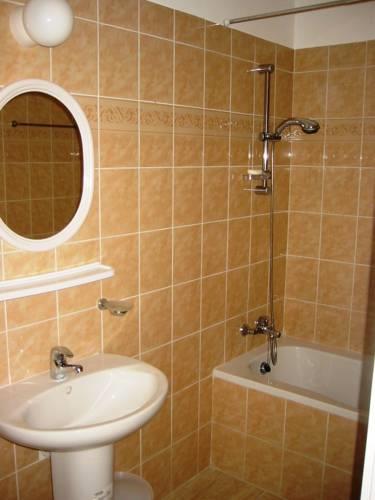 Апартаменты Aurora Apartments