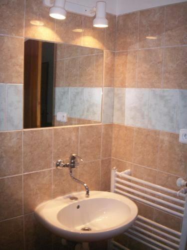 Отель Hotel Krakonoš Benecko