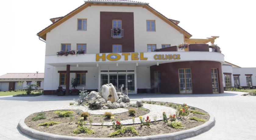 Отель Hotel Celnice