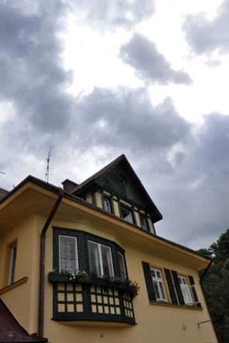 Отель Hotel Marion