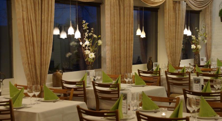 Отель Hotel Sandvig Havn