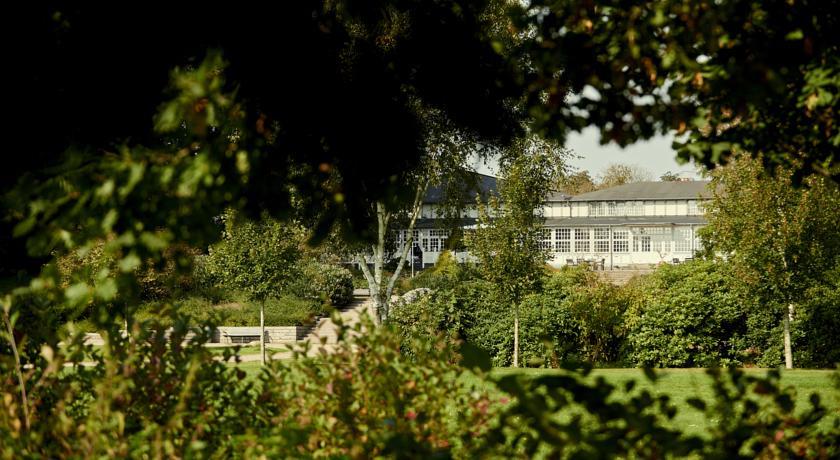 Отель Hotel Arnbjerg