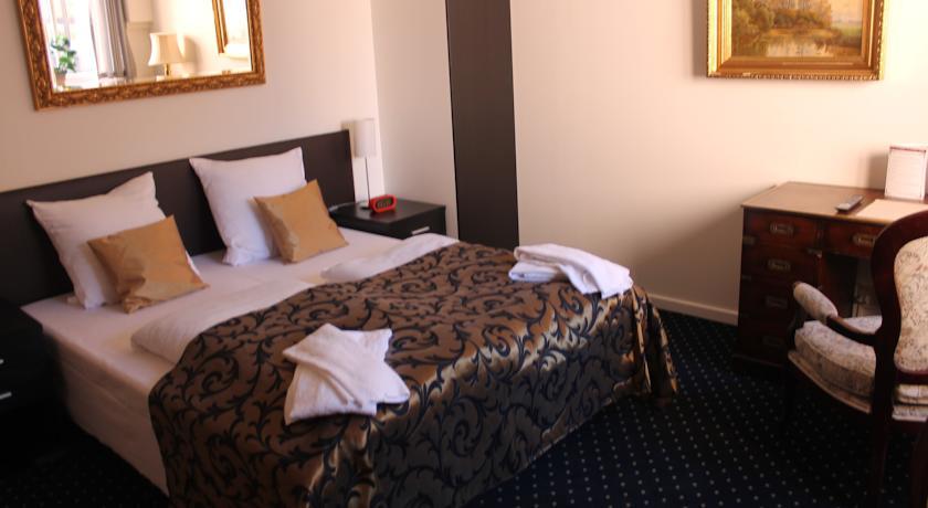Отель Otterup Hotel