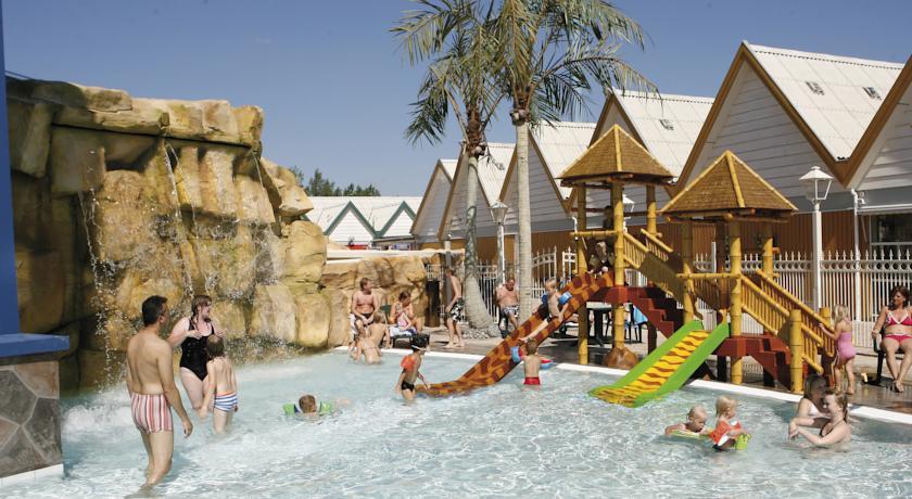 Отель Lalandia Rødby Resort