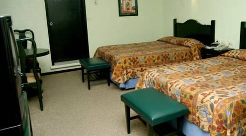 Отель Hotel Leon