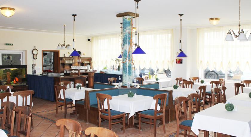 Отель Hotel & Restaurant Villa Christine