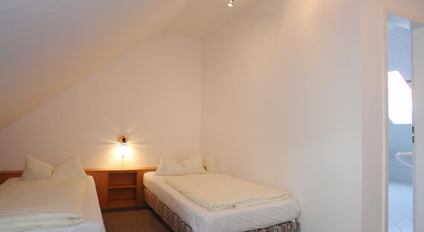 Апартаменты Strandruh Apartments