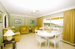 Апартаменты Hamilton Court