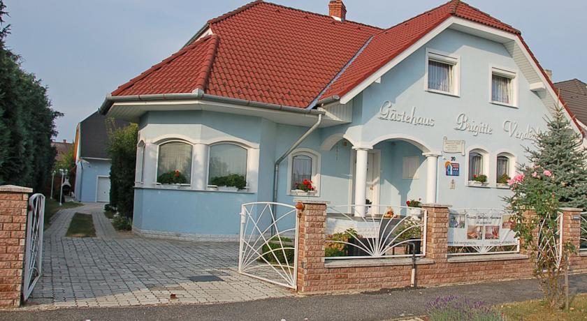 Апартаменты Apartman Brigitte Bükfürdő
